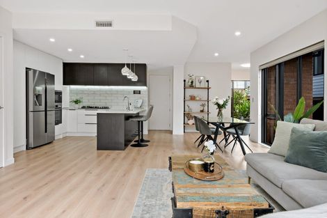 Photo of property in 10d Windlass Street, Long Bay, Auckland, 0630