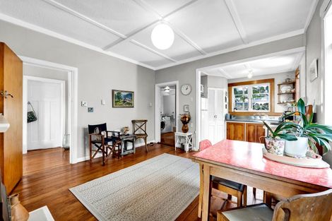 Photo of property in 19 Gaine Street, New Plymouth, 4310