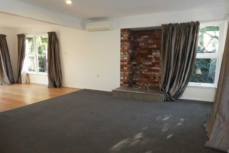 Photo of property in 17 Palmside Street, Somerfield, Christchurch, 8024