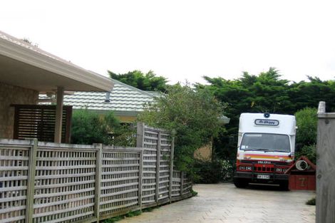 Photo of property in 7 Leigh Place, Paraparaumu Beach, Paraparaumu, 5032