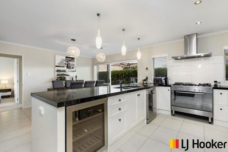 Photo of property in 12 Springcrest Drive, Karaka, Papakura, 2113