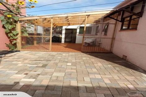 Photo of property in 2/64 Landscape Road, Mount Eden, Auckland, 1024