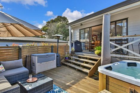 Photo of property in 30 Lorelei Place, Opaheke, Papakura, 2113