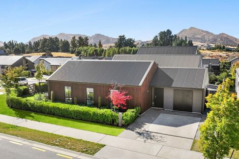 Photo of property in 14 Mount Burke Street, Wanaka, 9305