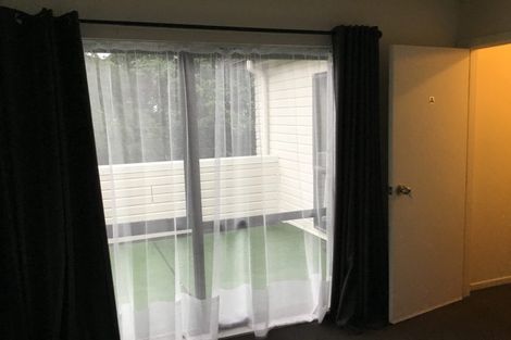 Photo of property in 8d Schnapper Rock Road, Schnapper Rock, Auckland, 0632