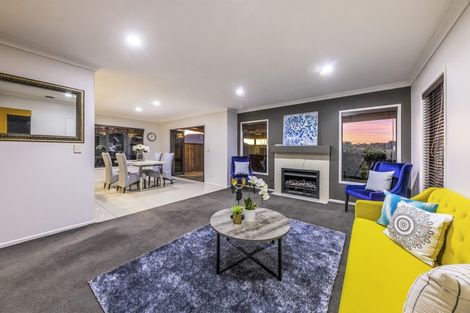 Photo of property in 318 Hill Road, The Gardens, Auckland, 2105
