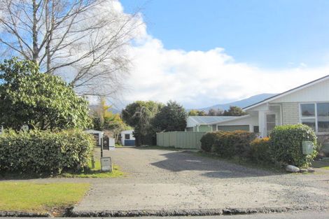 Photo of property in 13 Te Rangitautahanga Road, Turangi, 3334