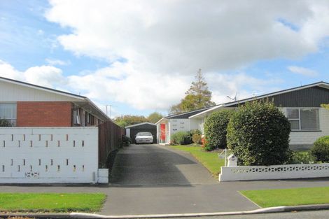 Photo of property in 2/33 Guinness Crescent, Ilam, Christchurch, 8041