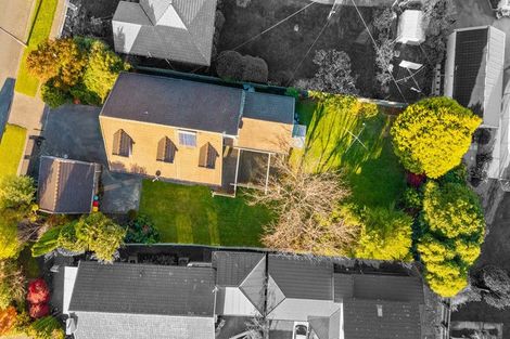 Photo of property in 37 Woodbury Street, Avonhead, Christchurch, 8042