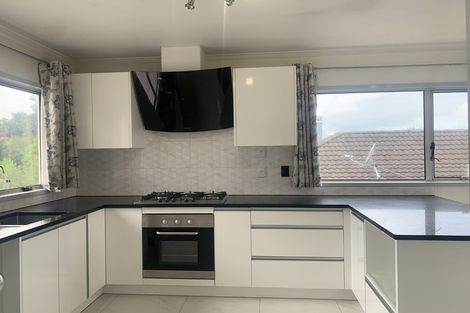 Photo of property in 423 Don Buck Road, Massey, Auckland, 0614