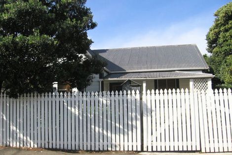 Photo of property in 93 Freyberg Street, Lyall Bay, Wellington, 6022