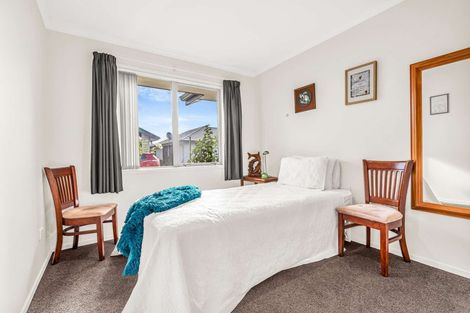 Photo of property in 5 Lance Way, Papamoa, 3118