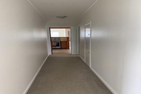 Photo of property in 98 Oakdale Road, Mount Roskill, Auckland, 1041