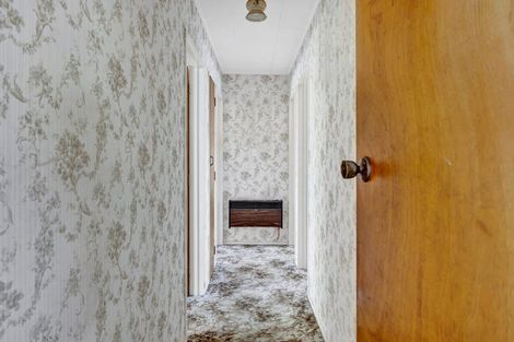 Photo of property in 13 Flint Road West, Stratford, 4332