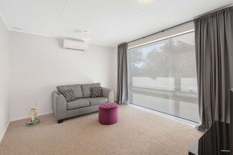 Photo of property in 32 Cascade Crescent, Westbrook, Palmerston North, 4412