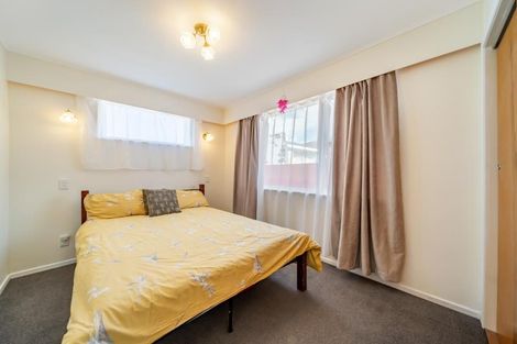 Photo of property in 33a Percy Cameron Street, Avalon, Lower Hutt, 5011