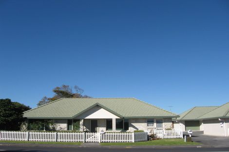 Photo of property in 4/147 Hill Road, Manurewa, Auckland, 2105