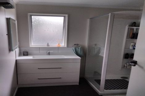 Photo of property in 24 Paradise Place, Milson, Palmerston North, 4414