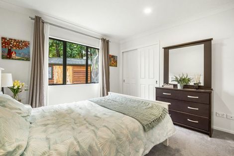 Photo of property in 2/8 Bundoran Way, Pinehill, Auckland, 0632