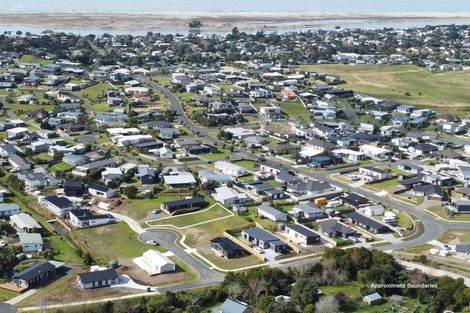 Photo of property in 46 Marram Place, Mangawhai Heads, Mangawhai, 0505