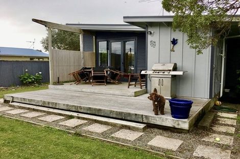 Photo of property in 6 Hohiria Street, Waikanae Beach, Waikanae, 5036