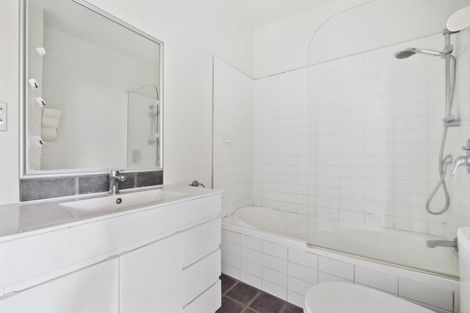 Photo of property in 17/42 Holly Street, Avondale, Auckland, 1026