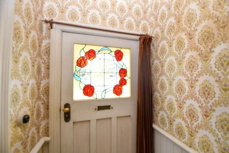 Photo of property in 212 High Street South, Carterton, 5713