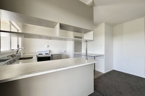 Photo of property in 2/74 Sunnybrae Road, Hillcrest, Auckland, 0627