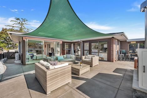 Photo of property in 9 Serrita Avenue, Sunnyhills, Auckland, 2010