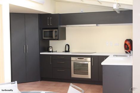 Photo of property in 16 Ruakiwi Road, Hamilton Lake, Hamilton, 3204