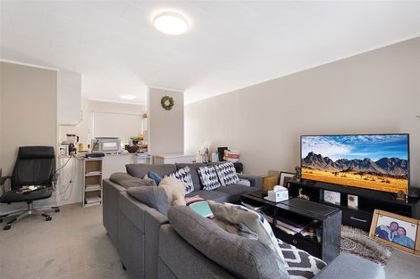 Photo of property in 2/60 Gardner Avenue, New Lynn, Auckland, 0600