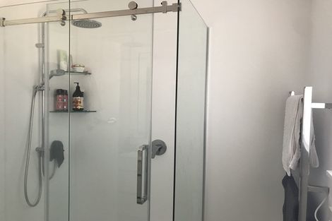 Photo of property in 26 Walton Avenue, Waikanae, 5036