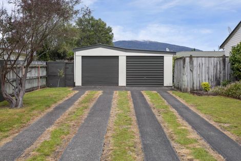 Photo of property in 2 Noni Street, Turangi, 3334