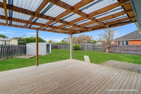 Photo of property in 12 Holland Crescent, Bulls, 4818