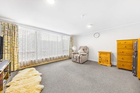 Photo of property in 1/18 Matipo Road, Te Atatu Peninsula, Auckland, 0610