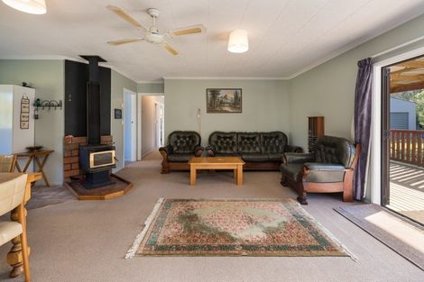 Photo of property in 5820 Kenepuru Road, Waitaria Bay, Picton, 7282