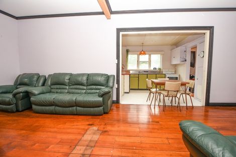 Photo of property in 6 Nobel Street, Carterton, 5713