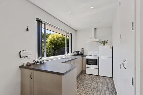 Photo of property in 2a Ferndown Lane, Bromley, Christchurch, 8062