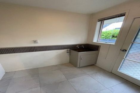 Photo of property in 2/15a Saltburn Road, Milford, Auckland, 0620