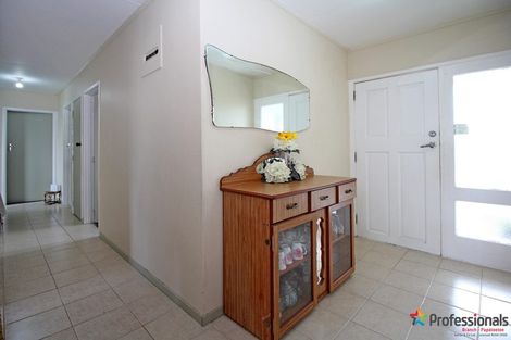 Photo of property in 10 Balnoon Place, Mangere East, Auckland, 2024