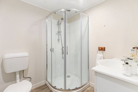 Photo of property in 11 Cecil Road, Tawa, Wellington, 5028