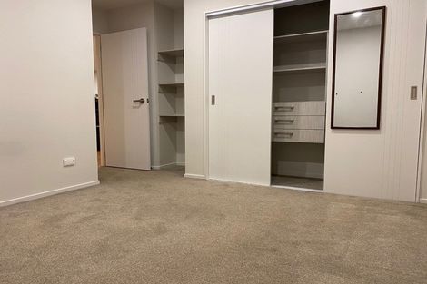 Photo of property in 4a Hauraki Crescent, Pinehill, Auckland, 0632