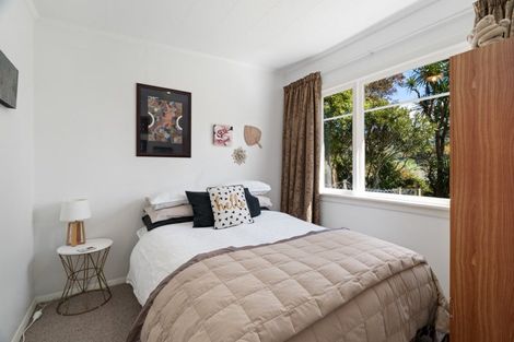 Photo of property in 10 Crescent Street, Purakaunui, Port Chalmers, 9081