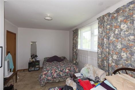 Photo of property in 141a-d Bedford Street, Cannons Creek, Porirua, 5024