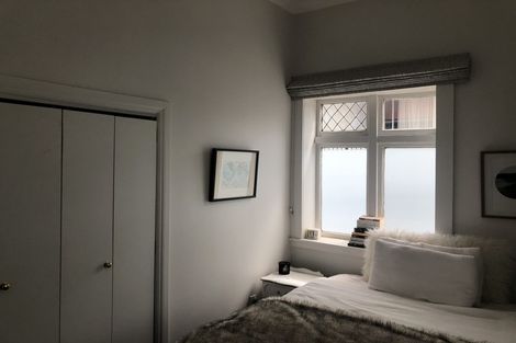 Photo of property in 20 Scarborough Terrace, Mount Victoria, Wellington, 6011