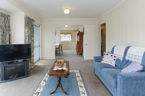 Photo of property in 2/102 Terrace Road, Parkvale, Hastings, 4122