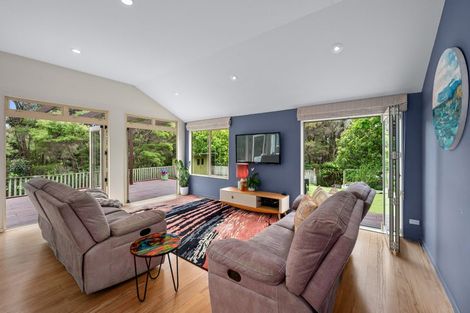 Photo of property in 38 Ravenstone Place, Chatswood, Auckland, 0626
