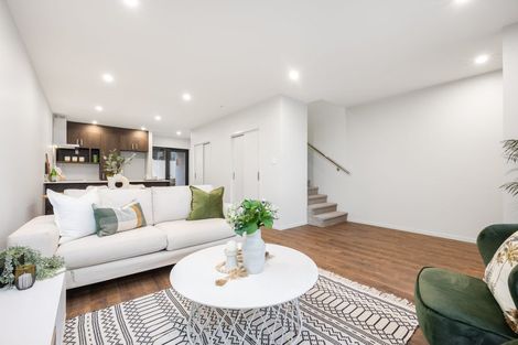 Photo of property in 120 Te Oneroa Way, Long Bay, Auckland, 0630