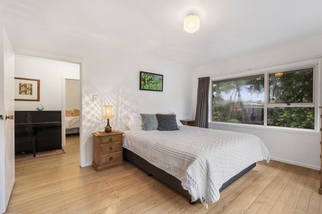 Photo of property in 36 Yeovil Road, Te Atatu Peninsula, Auckland, 0610