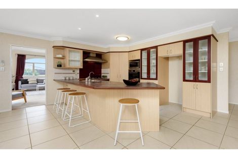 Photo of property in 19 Popata Close, Papamoa Beach, Papamoa, 3118